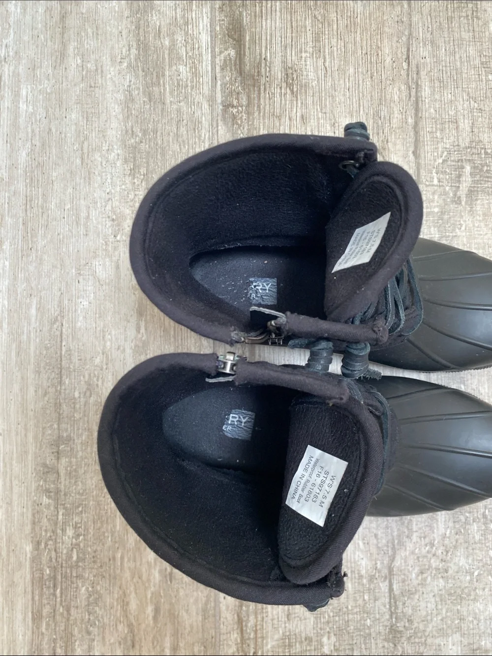 Sperry Black Quilted Waterproof Winter Duck Boots